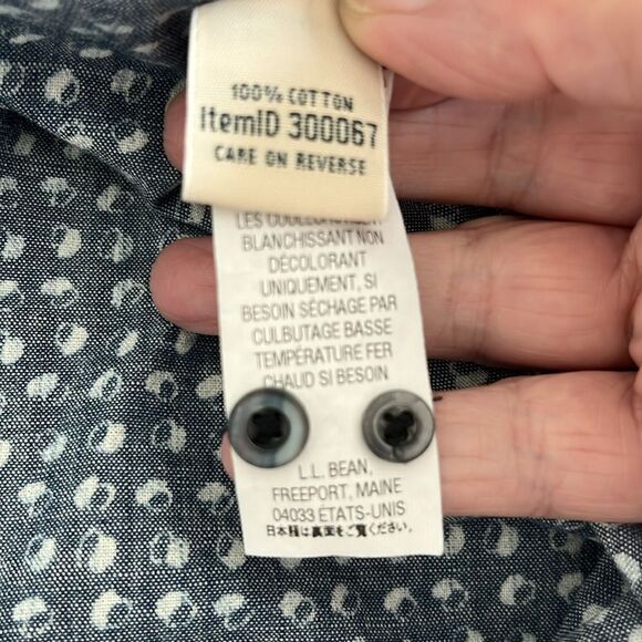 L.L Bean Medium Weight Chambray Popover Roll tab Sleeves NWOT - Picture 8 of 9